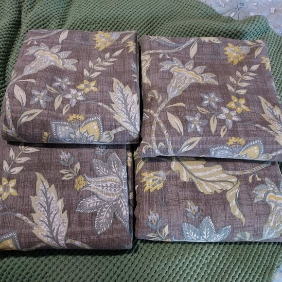 World Market "Tamara" curtain panels / set of 4 - Picture 2 of 6